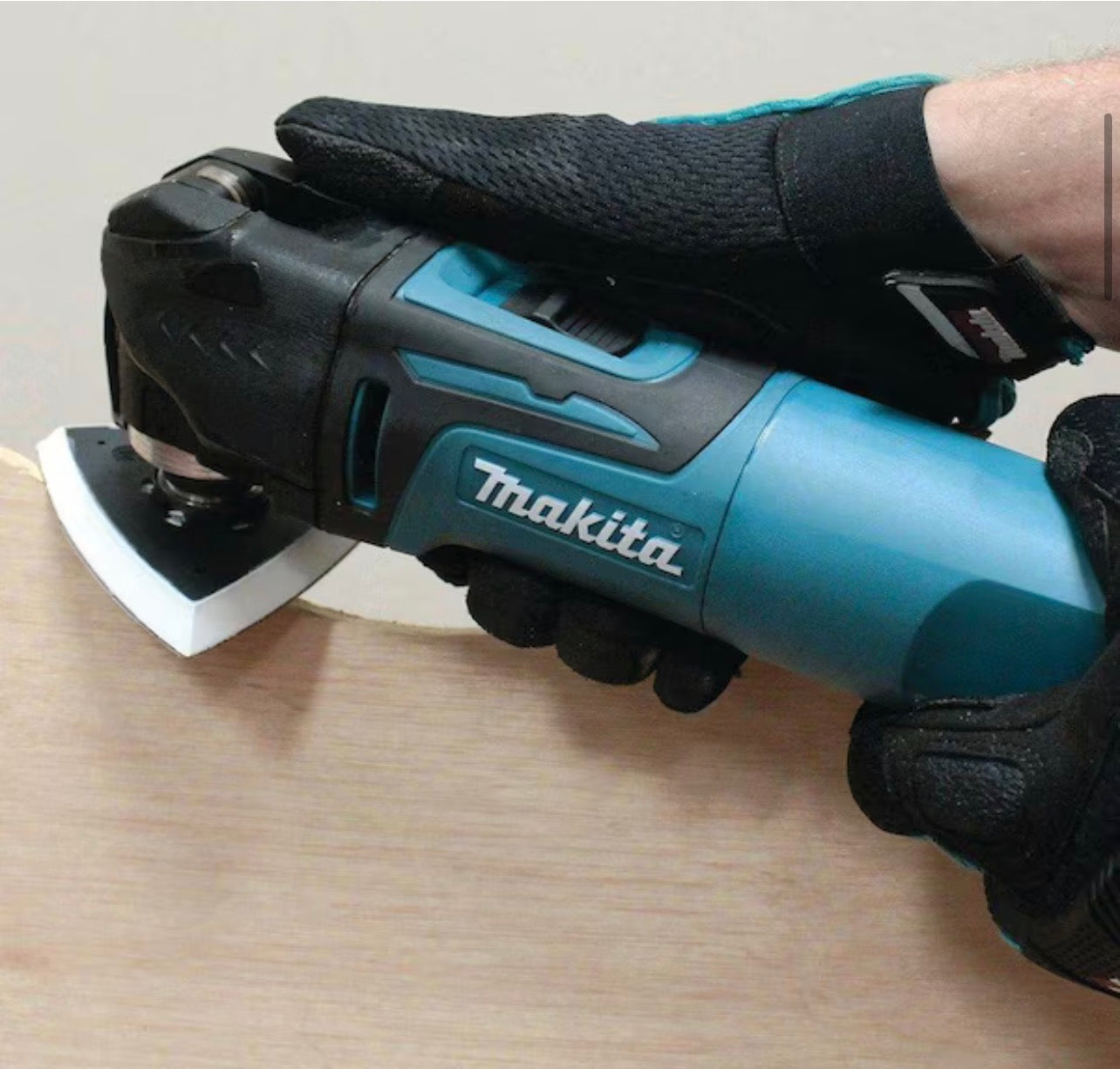 3 Amp Corded Variable Speed Oscillating Multi-Tool Kit