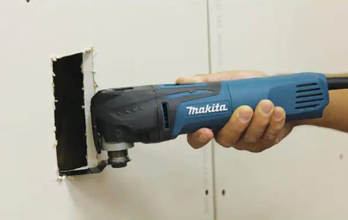 3 Amp Corded Variable Speed Oscillating Multi-Tool Kit