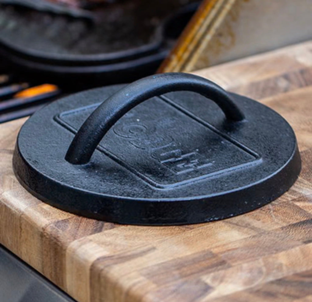 Lodge 6.25" Seasoned Cast Iron Burger Press 2-e
