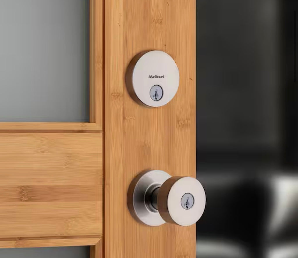 Kwikset Pismo Round Satin Nickel Keyed One Side Door Knob Featuring Microban Antimicrobial Technology 1-a