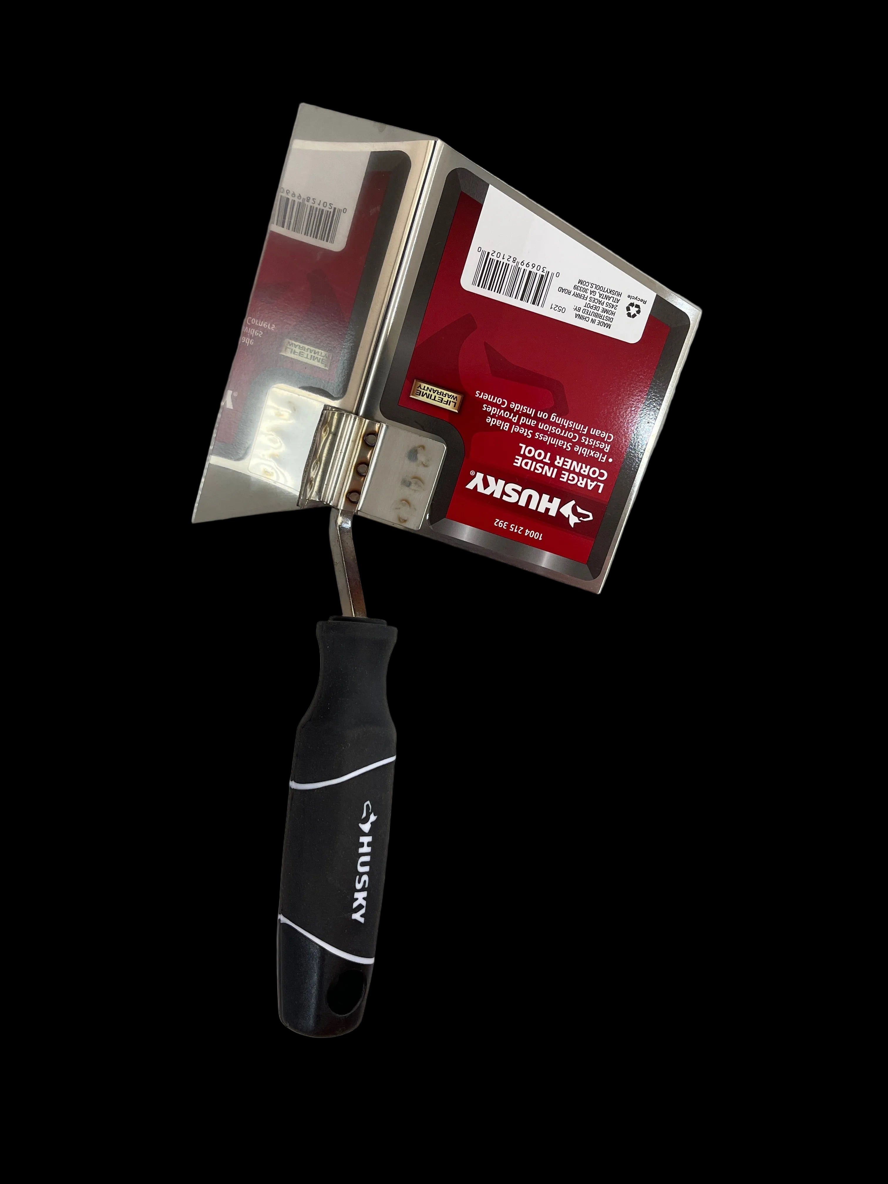 Husky large indoor corner tool